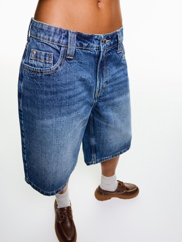 Baggy Jeans di Bershka in blu