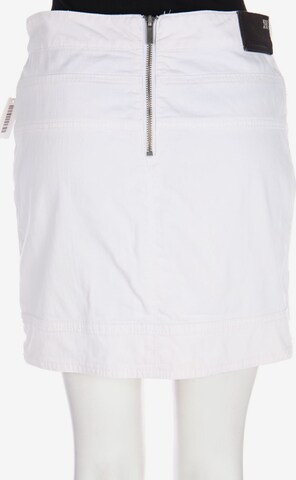 BCBGMAXAZRIA Skirt in S in White
