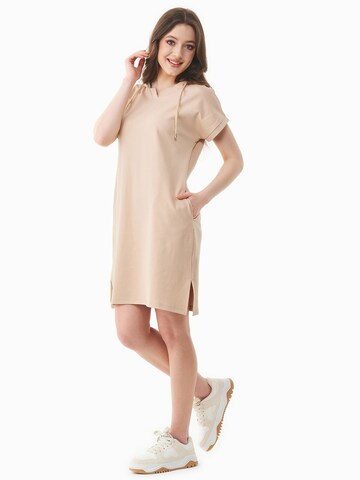 Organication Kleid in Beige