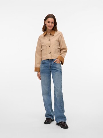 Veste mi-saison 'VMVIC' VERO MODA en beige