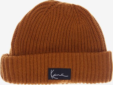 Karl Kani Hat & Cap in One size in Orange: front