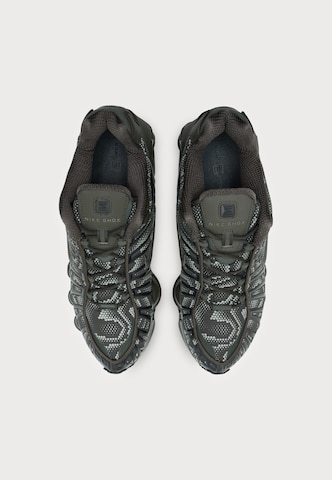 Nike Sportswear Ниски маратонки 'Shox' в черно