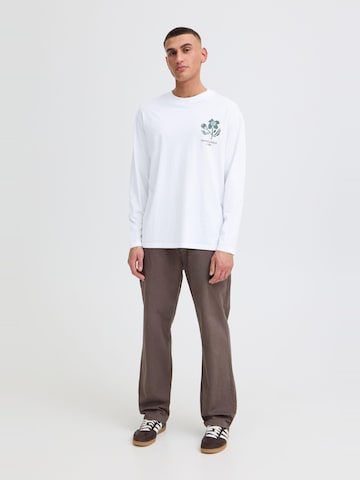 !Solid - Sudadera 'SDFulton' en blanco