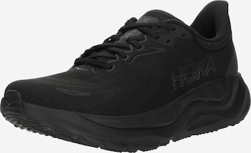 Chaussure de course 'ARAHI 8' HOKA en noir : devant