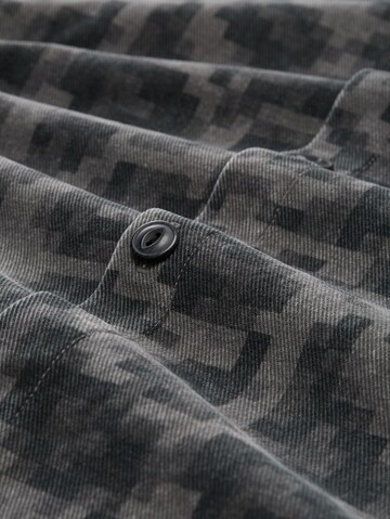 TOM TAILOR DENIM Tussenjas in Grijs