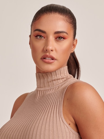 ABOUT YOU x Antonia - Top 'Claire' en beige