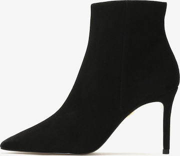 Kazar Ankle Boots in Black: front