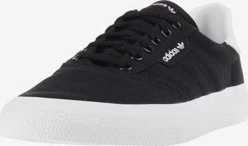 Baskets basses '3MC' ADIDAS ORIGINALS en noir : devant