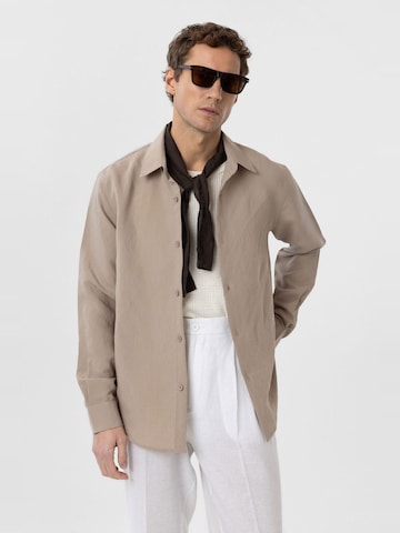 Regular fit Camicia 'Leon' di Antioch in beige