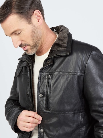 JCC Übergangsjacke in Schwarz