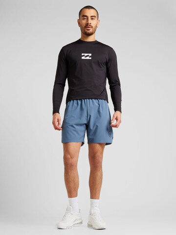 Virtus Regular Sportshorts 'SPIER' in Blau