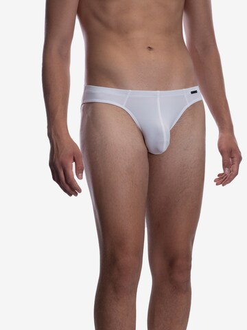 Olaf Benz Panty ' RED2059 Brazilbrief ' in White: front