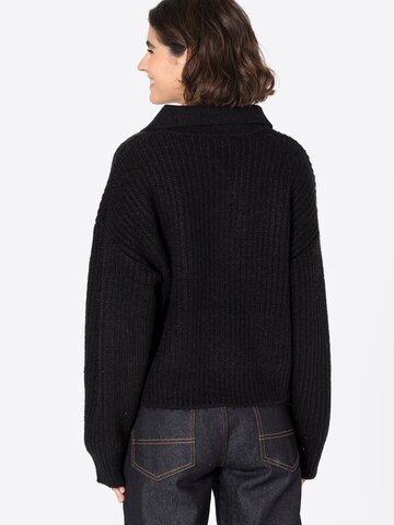 Pull-over 'Lottie' Gina Tricot en noir