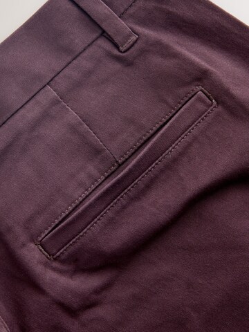 Next Regularen Chino hlače | rjava barva