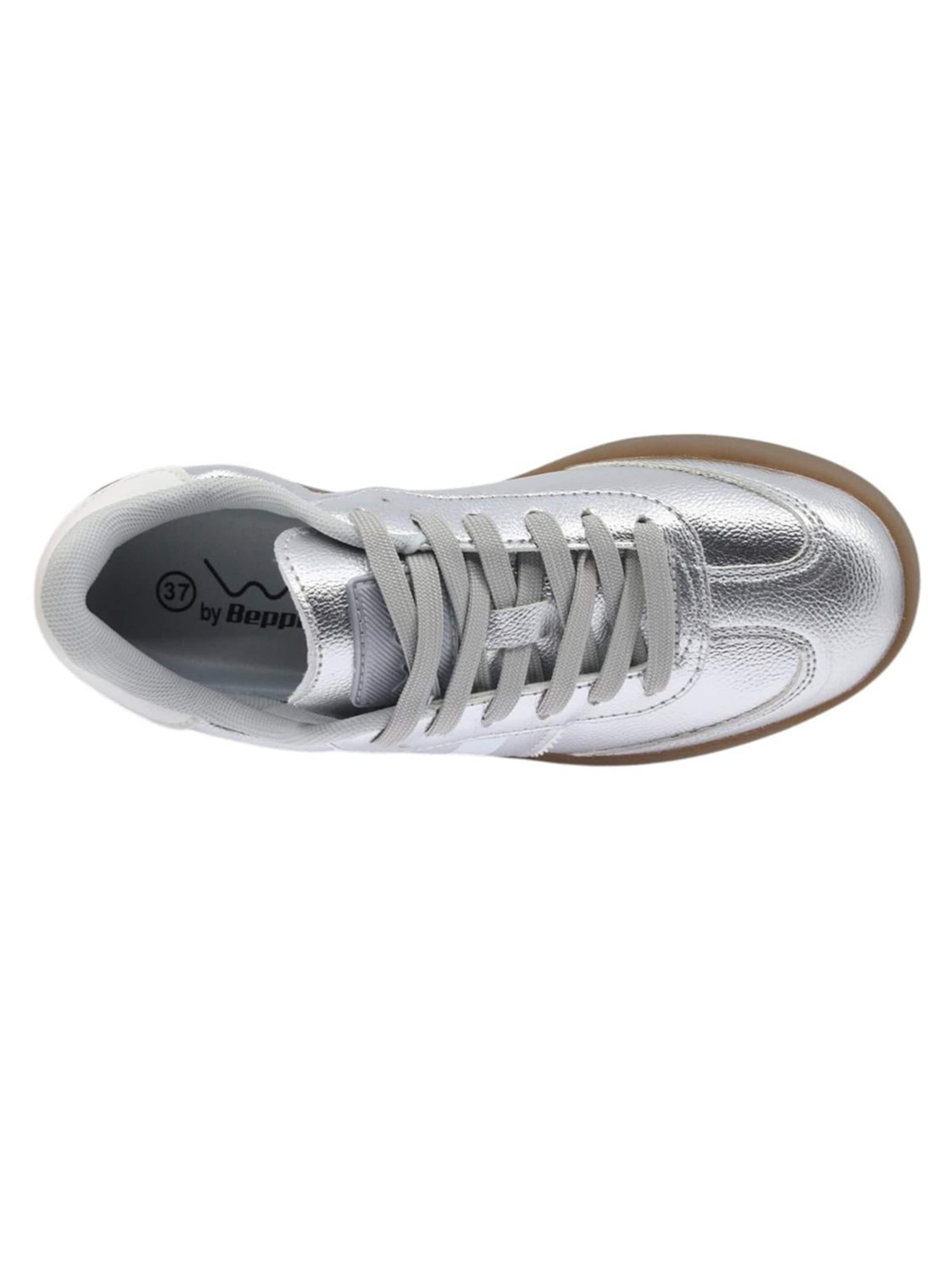 Beppi Sneaker low 'Casual Shoe'‌‌‌‌‌‌‌‌‌ in Silber