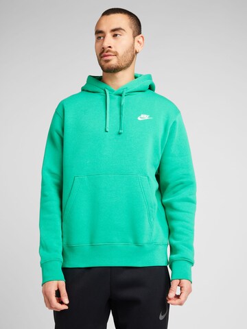 Bluză de molton 'Club Fleece' de la Nike Sportswear pe verde: față