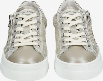 Nero Giardini Sneaker in Gold