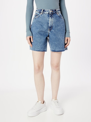 Monki Regular Jeans in Blue: front