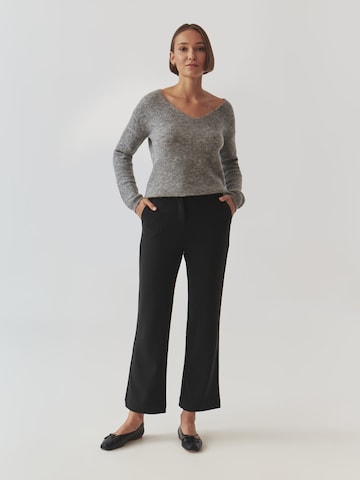 TATUUM Regular Trousers 'RELAKI' in Black