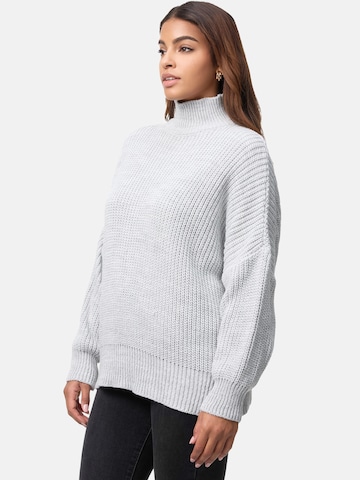 Elara Pullover i grå