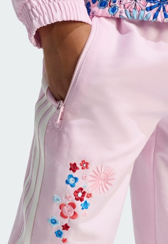 ADIDAS ORIGINALS Träningsset 'Adidas Originals x Liberty London' i rosa