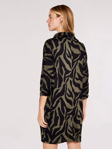 Robe ' ' Apricot en vert