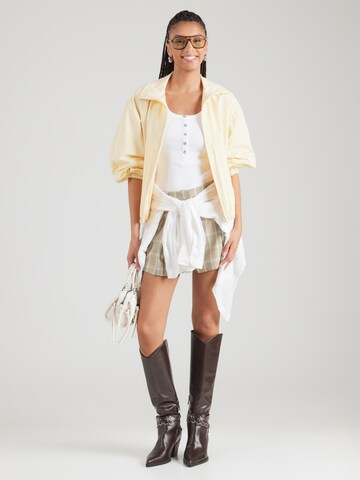 Top 'ELLA' di TOPSHOP in bianco