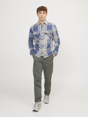 Regular Pantalon cargo 'Ace Tucker' JACK & JONES en vert