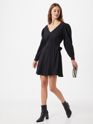 Robe 'Grace' Neo Noir en noir