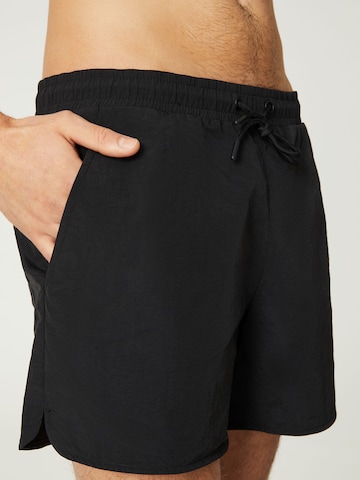 DAN FOX APPAREL - regular Bermudas 'Yigit' en negro