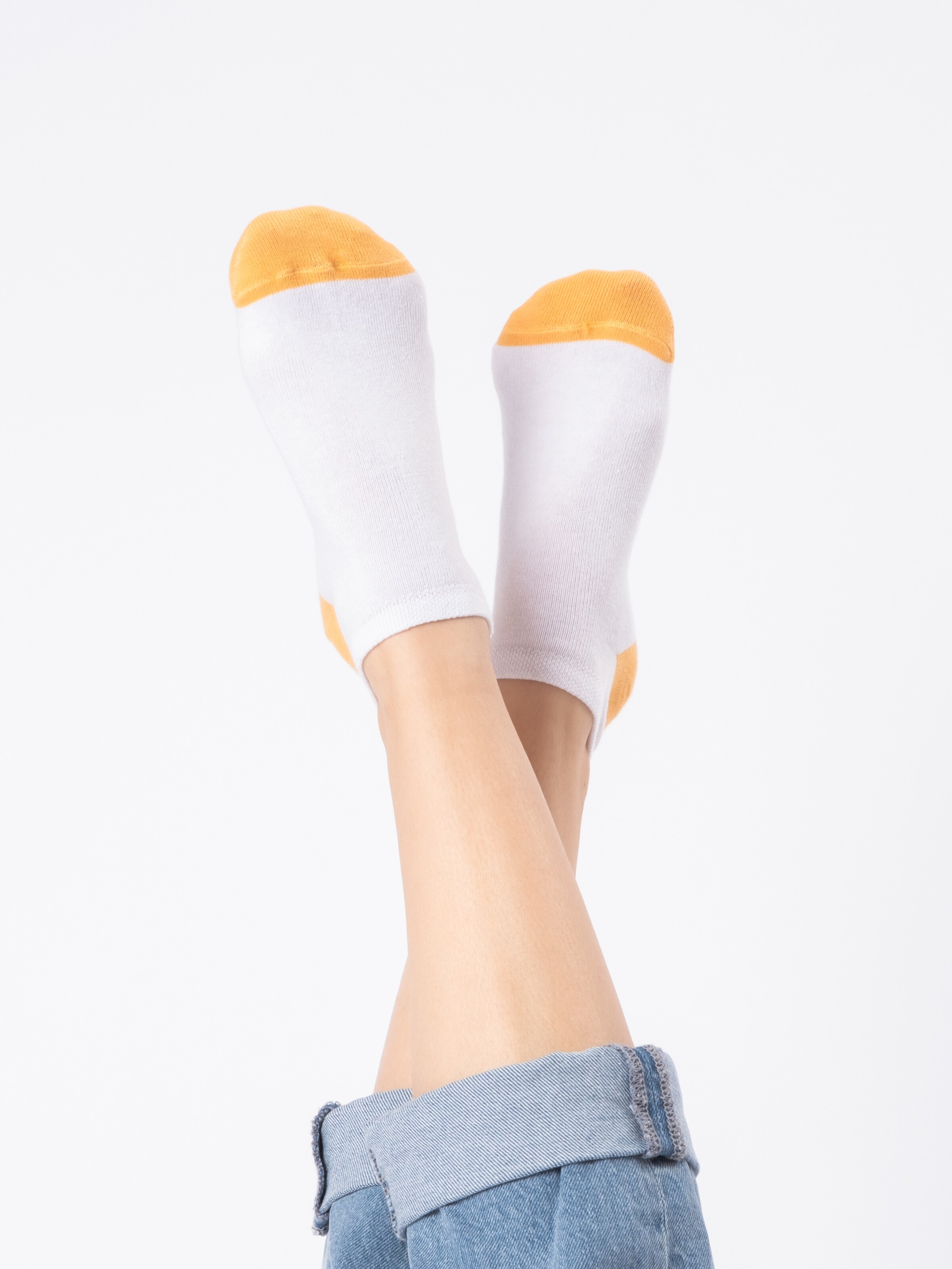 Occulto Socks 'Maja' in White