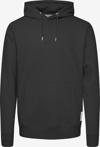 11 Project Sweater in Black: front