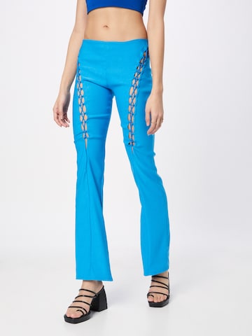 NLY by Nelly Flared Broek in Blauw: voorkant