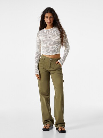 Bershka Loose fit Trousers in Green