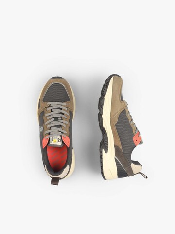 Scalpers Platform trainers in Grey