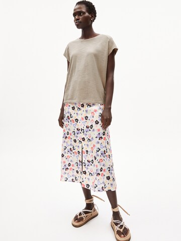 ARMEDANGELS T-Shirt ONELIAA in Beige