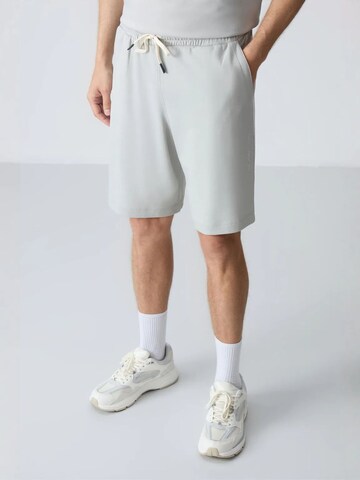 Tuta da jogging di Tommy Life in grigio