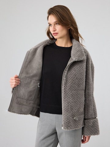 Veste mi-saison Derimod en gris