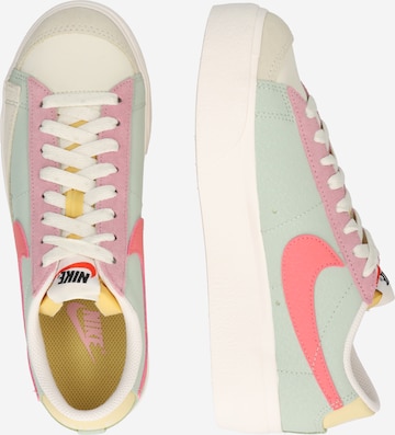 Nike Sportswear Σνίκερ χαμηλό 'BLAZER LOW PLATFORM' σε πράσινο