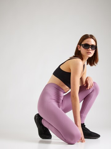 Coupe slim Pantalon de sport Hunkemöller en violet