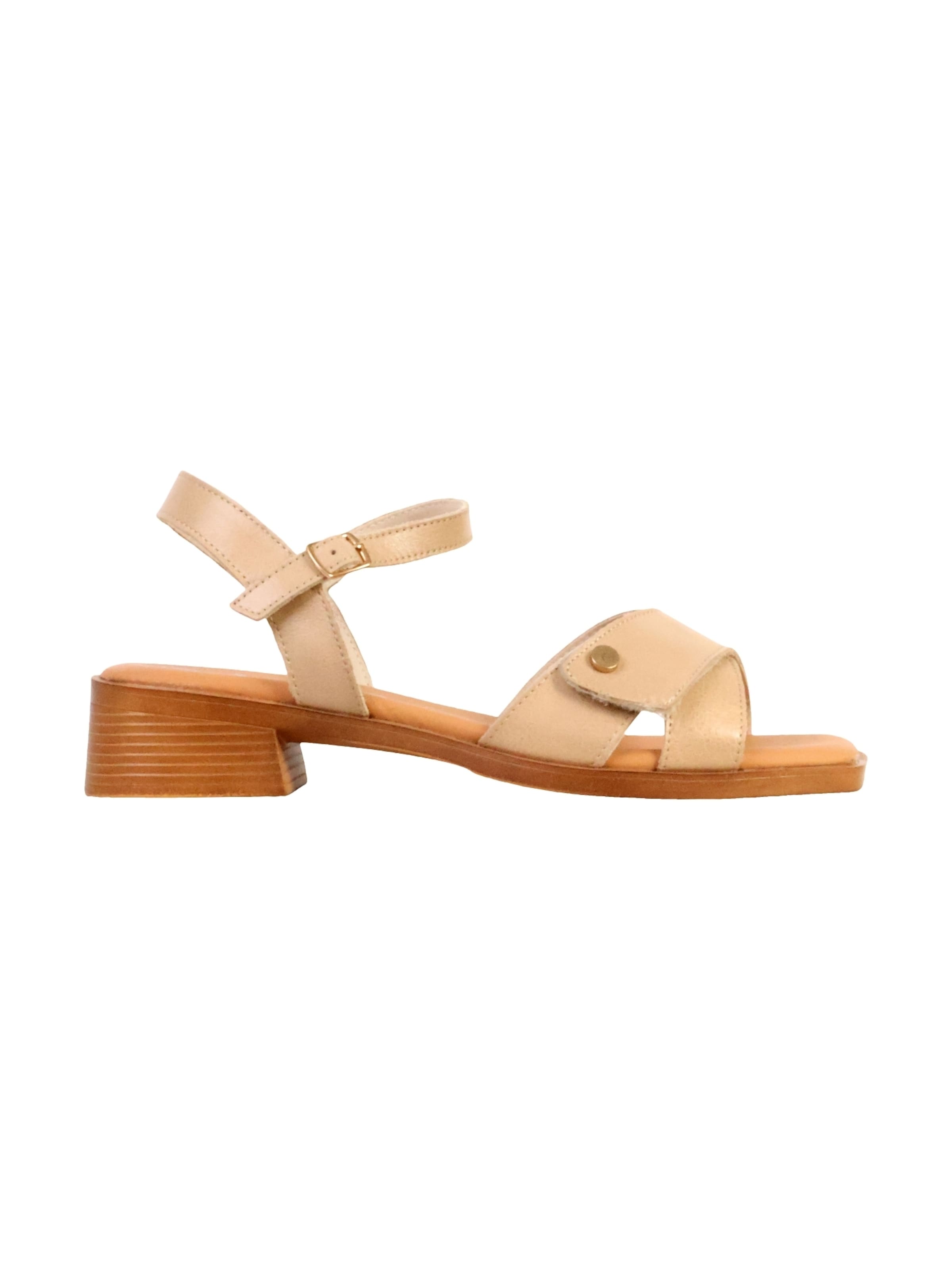 Sandales The Divine Factory en beige
