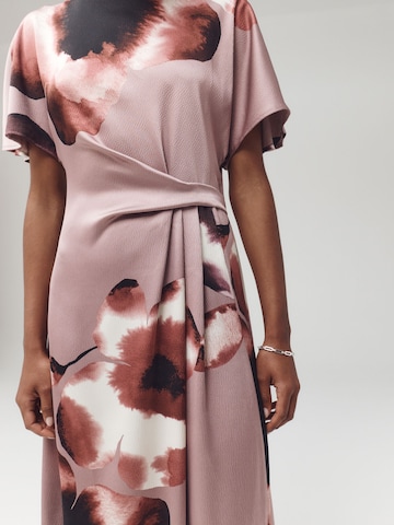 Next Jurk in Roze