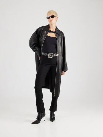 Gina Tricot Μπλουζάκι 'Twist' σε μαύρο