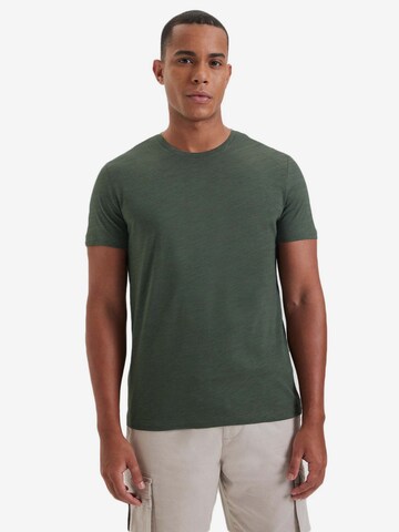 T-Shirt 'Leo' WESTMARK LONDON en vert : devant