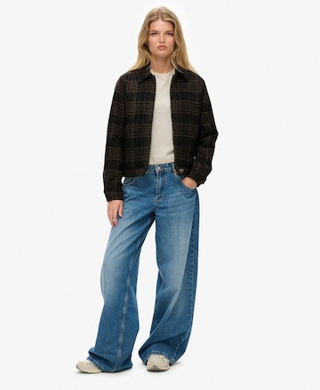 Superdry Tussenjas in Bruin