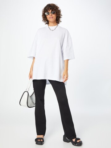 T-shirt oversize Karo Kauer en blanc