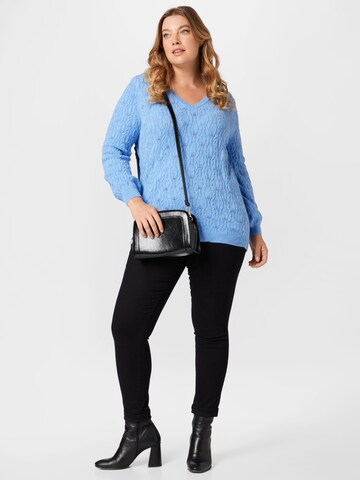 Pull-over 'Fia Katia' ONLY Carmakoma en bleu