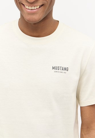 MUSTANG T-Shirt in Weiß