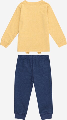 Carter's Sweatsuit in Mixed colors