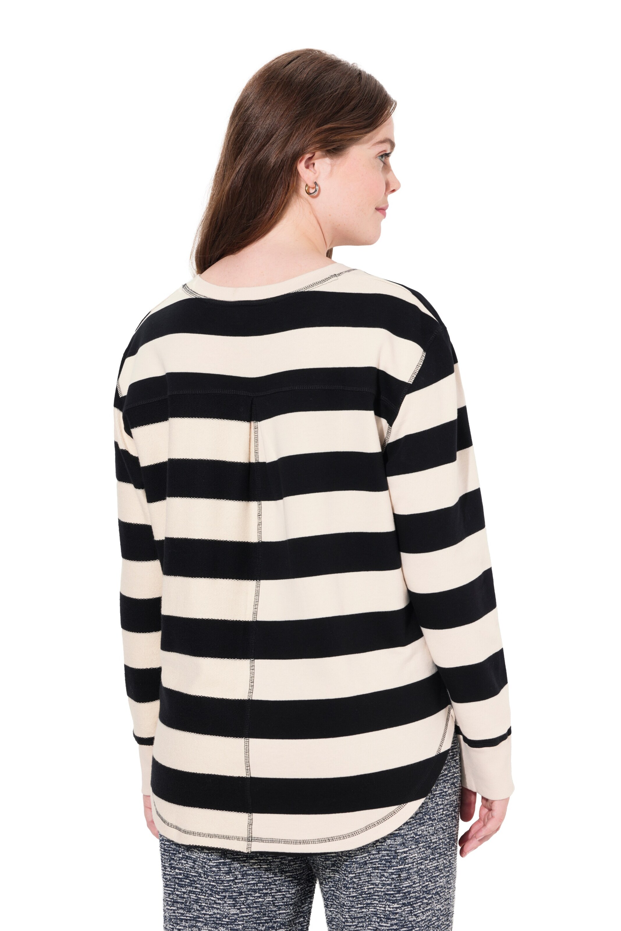 Ulla Popken Sweatshirt in Black